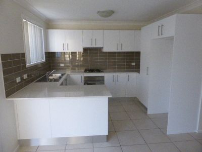 6 / 5 Vlatko Drive, West Hoxton