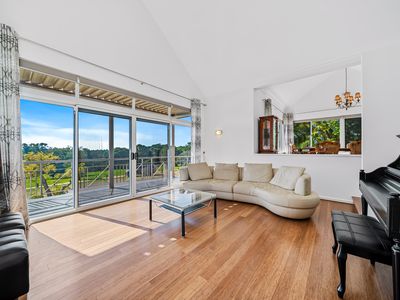 1 Berndt Grove, Winthrop