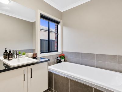 84 Marquands Road, Truganina