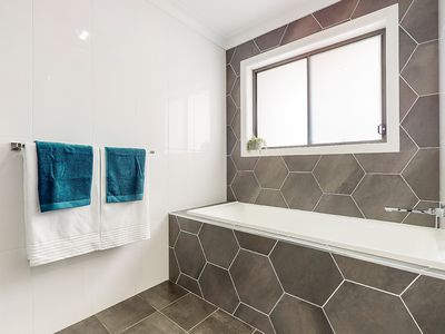 11 Peabody Place, Dubbo