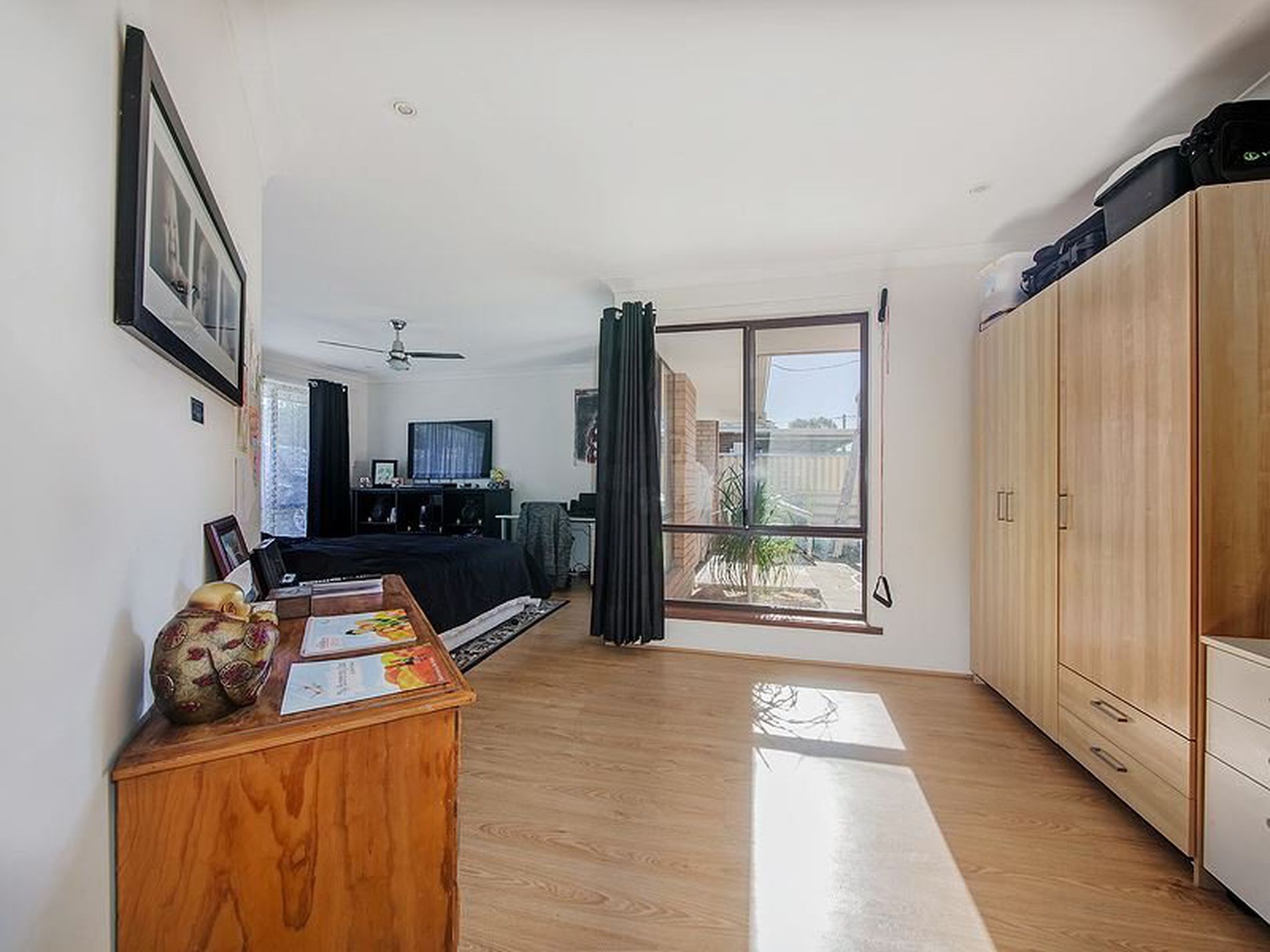 18 Moorpark Avenue, Yanchep