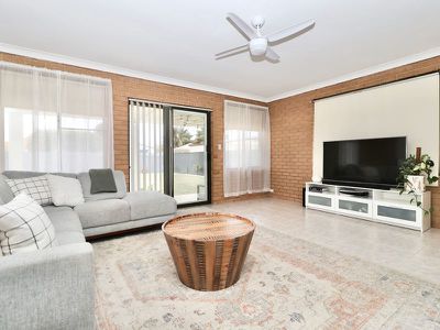 19 Waikiki Road , Safety Bay