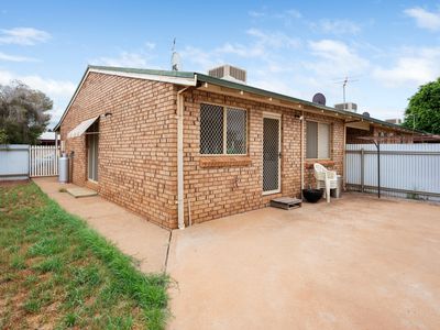 3 / 211 Hare Street, West Lamington