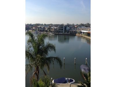 11 / 3 Inner Harbour Drive, Patterson Lakes