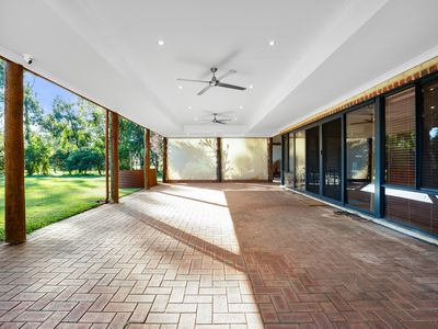 64 Egerton Drive, Serpentine