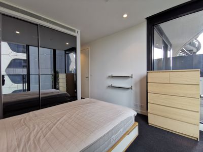 909 / 50 Albert Road, South Melbourne