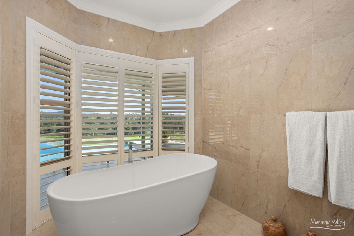 211 Marchfield Road, Wingham