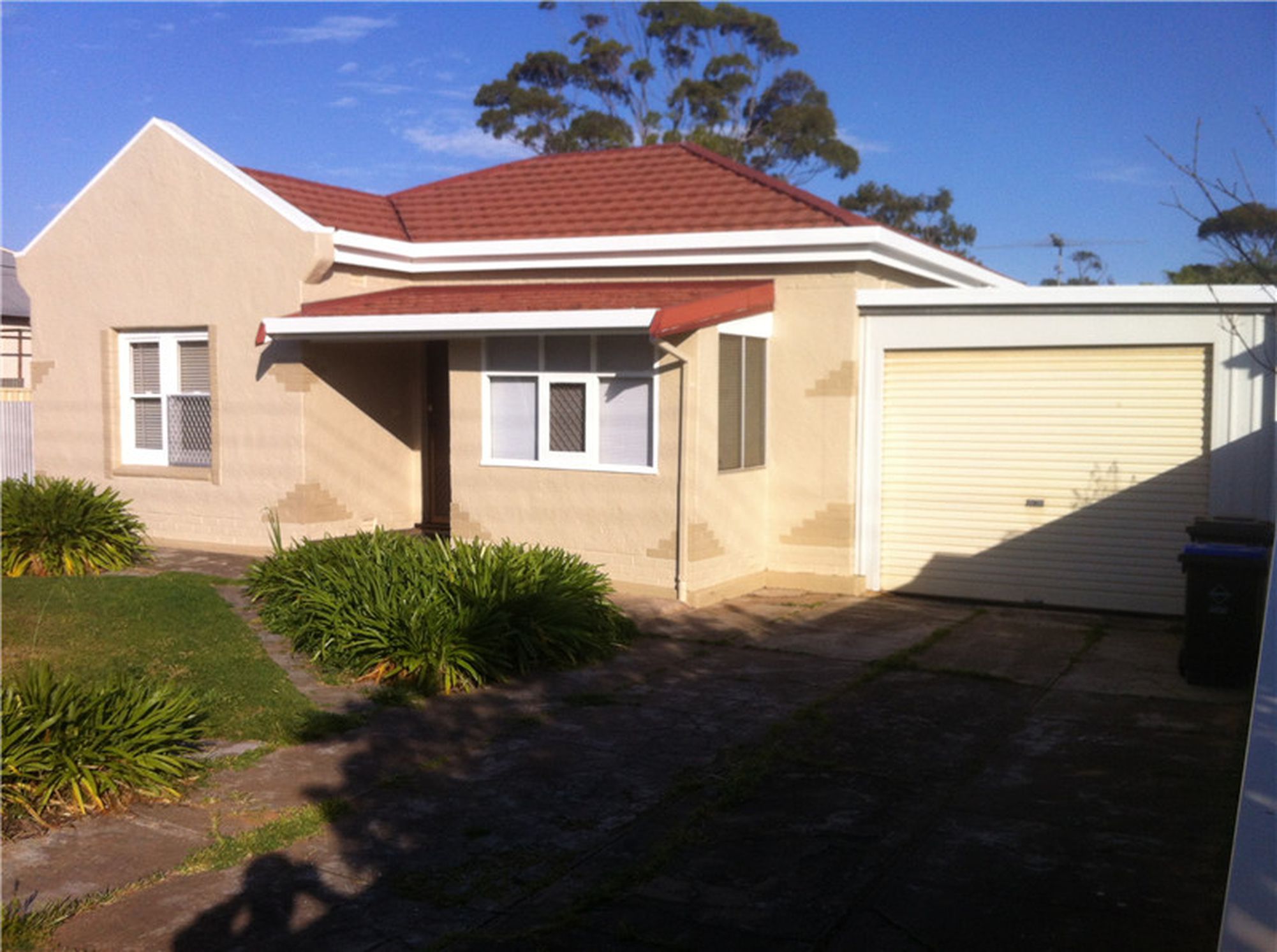 9 Bernard Street, Findon