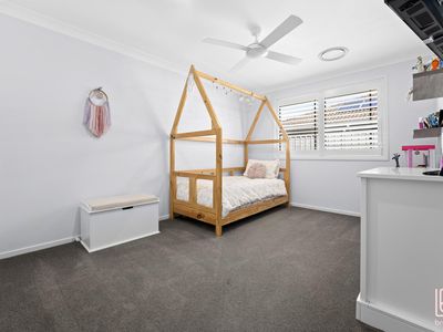 8 Ellalong Way, Woongarrah