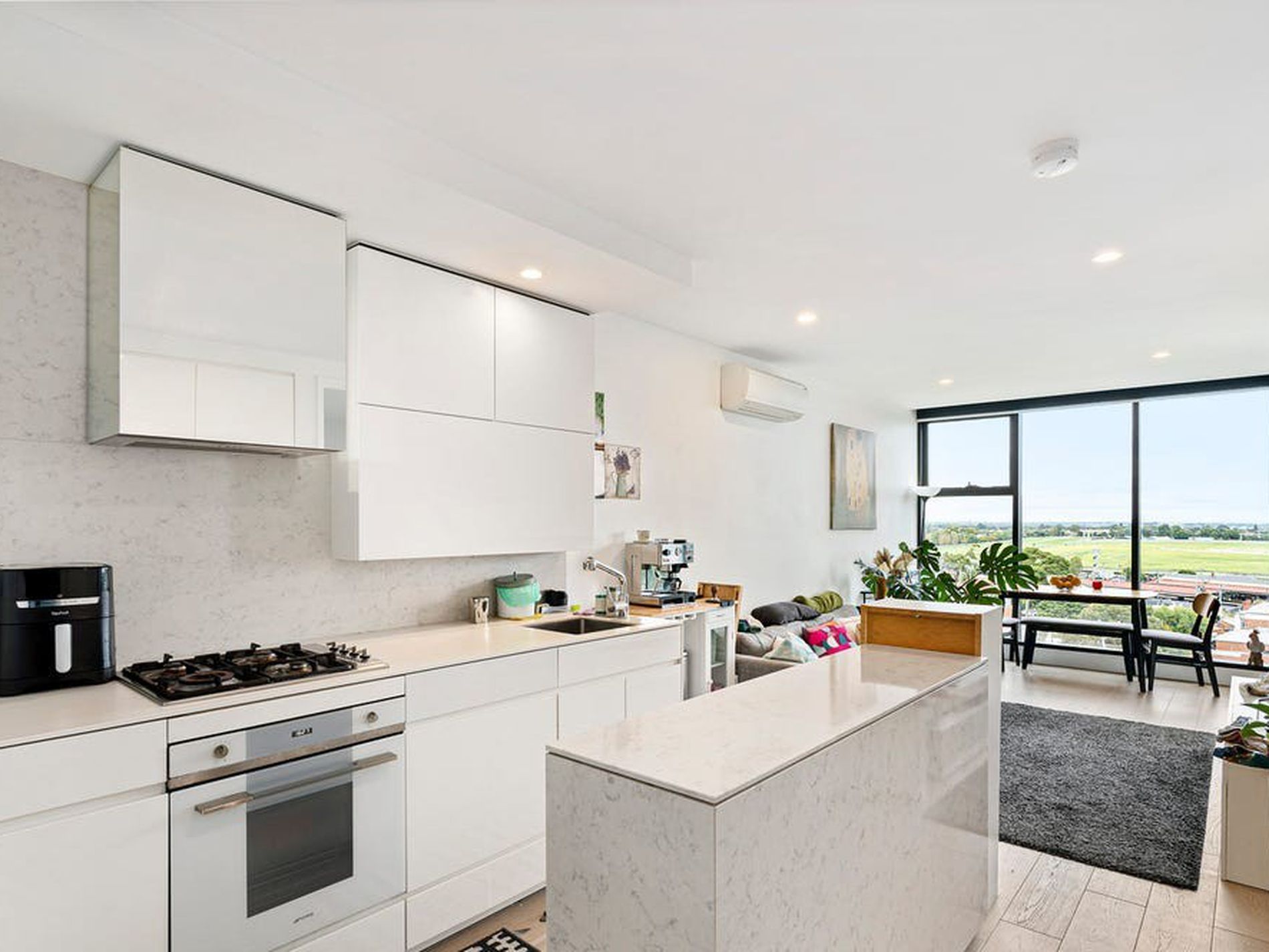704a / 1 Finch Street, Malvern East