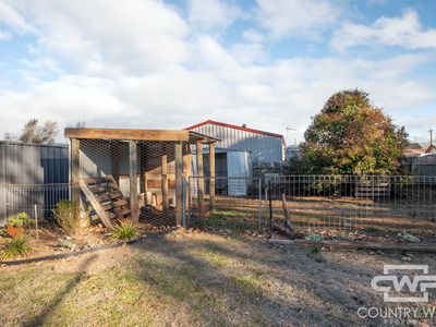 10 Tenterden Street, Guyra
