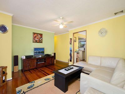 28 Wooraka Street, Rochedale South