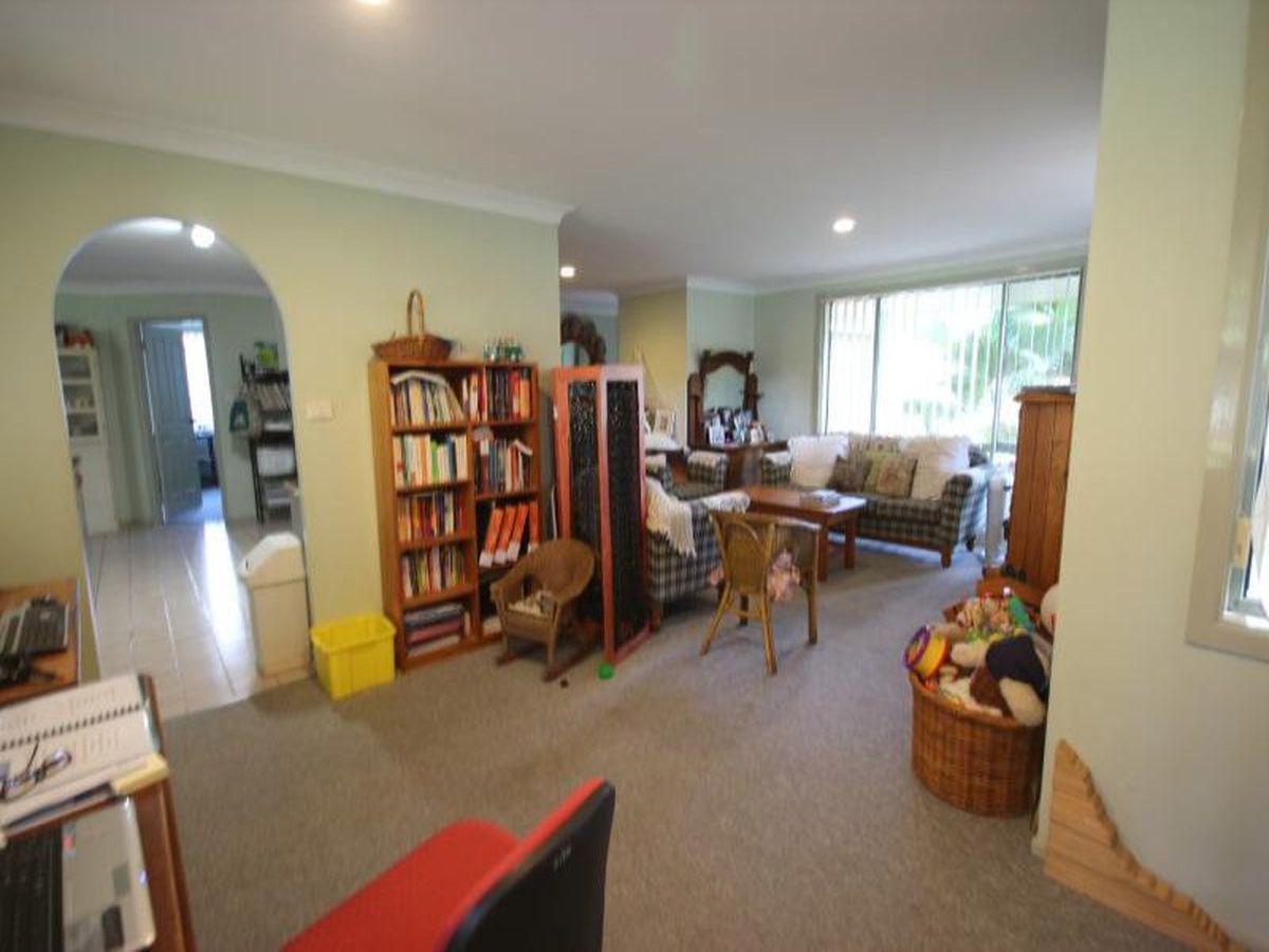 27 Kenneth Pde, Lemon Tree Passage, Lemon Tree Passage - Thumbnail 5