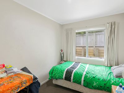 78-80 Waihora Crescent, Waitangirua