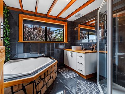 100 Scarrs Road, Garden Island Creek