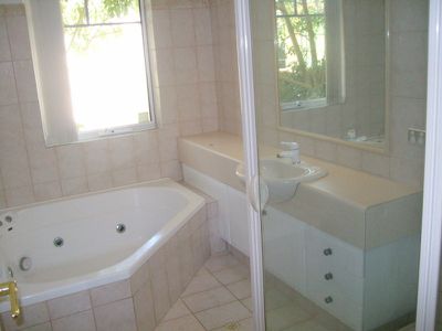 2 / 11 The Esplanade, Applecross