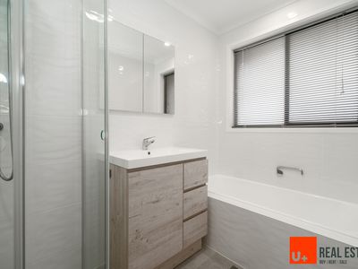 2 Joske Place, Latham