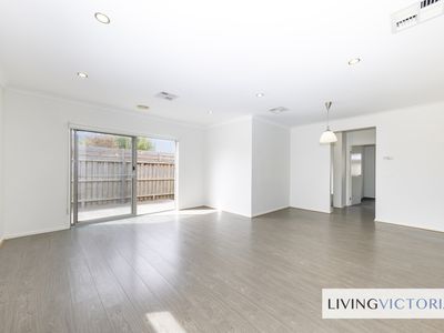 14 Adelong Street, Werribee