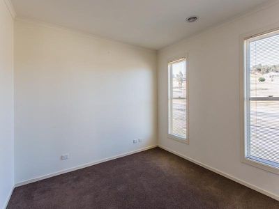 93 YARRALUMLA DR, Wodonga