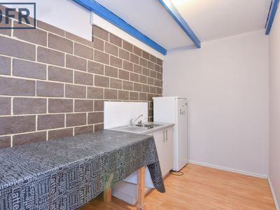 5 / 10 Hammond Road, Cockburn Central