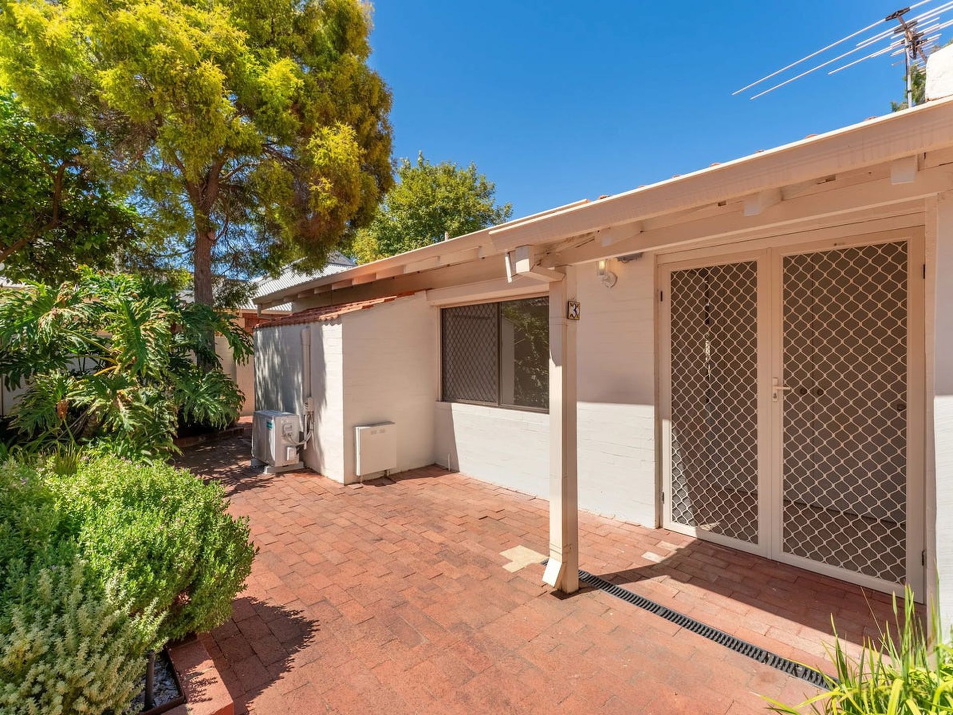 3 / 66 Gardner Street, Como