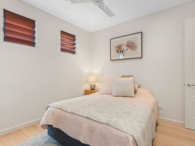 1 Stirling Drive, Castle Hill