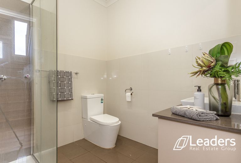 29 Kinnoull Grove, Glen Waverley