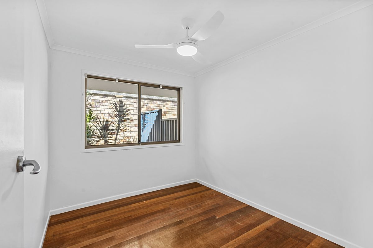 1 / 4 Fishermans Bend, Balmoral