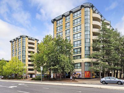 821 / 74 Northbourne Avenue, Braddon