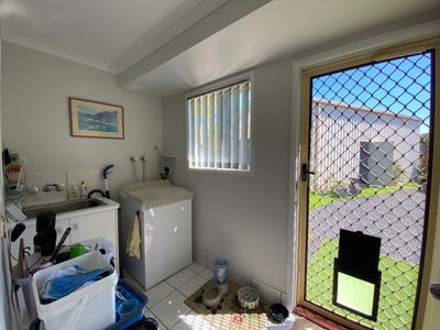 6 Deloraine Avenue, Urangan