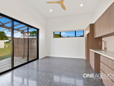 4 Mirida Drive, Dolphin Point