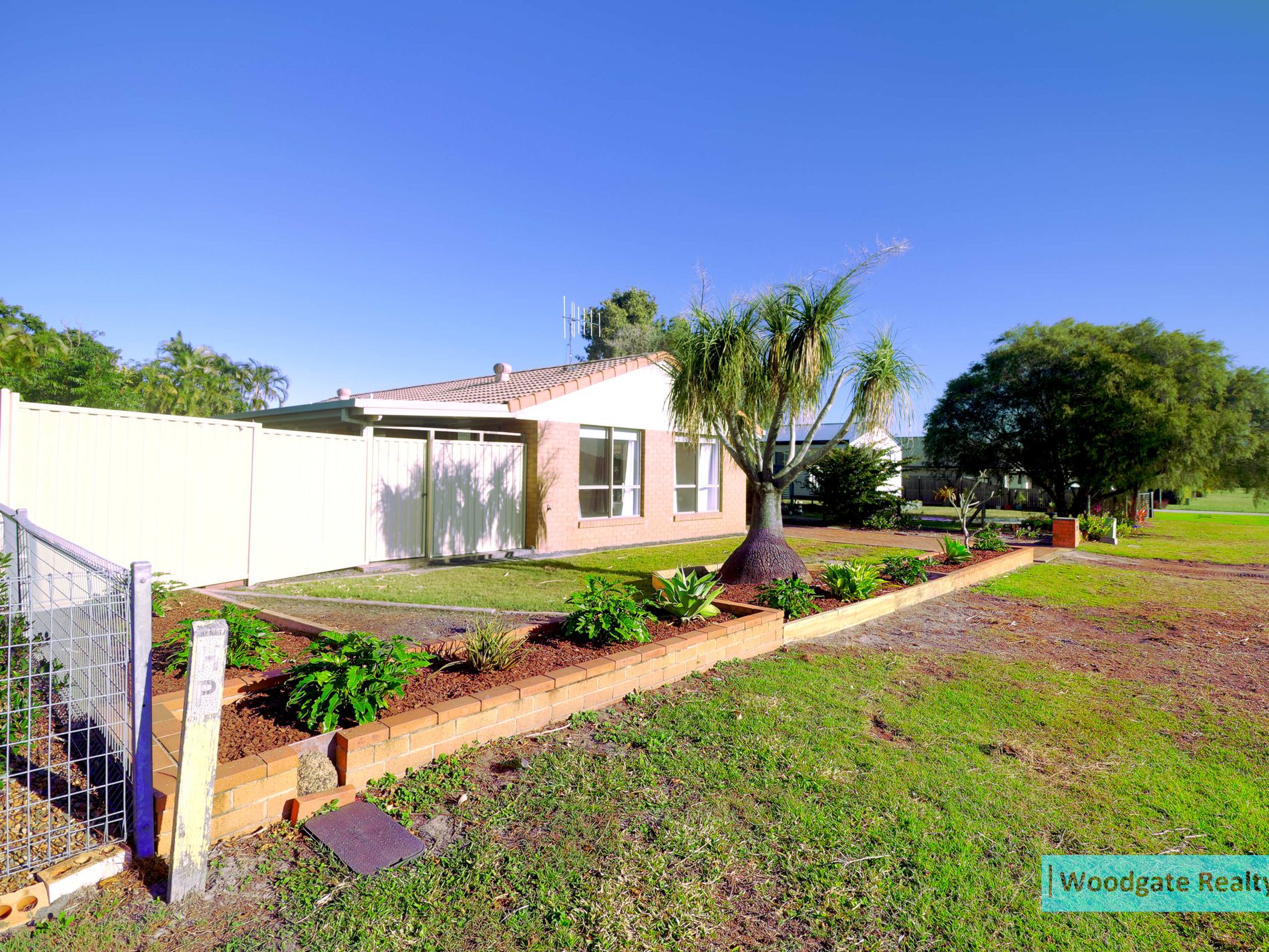 16 KOOKABURRA WAY, Woodgate