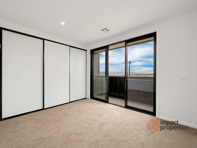 4 / 50 Maymuru Way, Whitlam