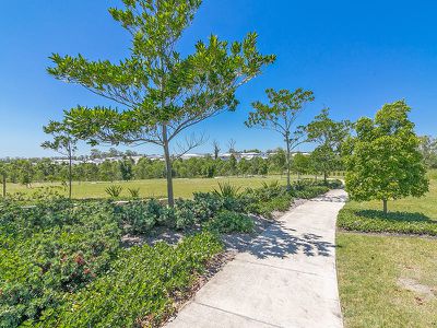 126 Cooper Crescent, Rochedale