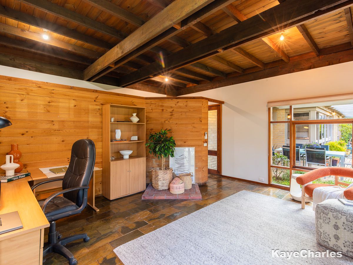 32 Burton Road, Beaconsfield Upper