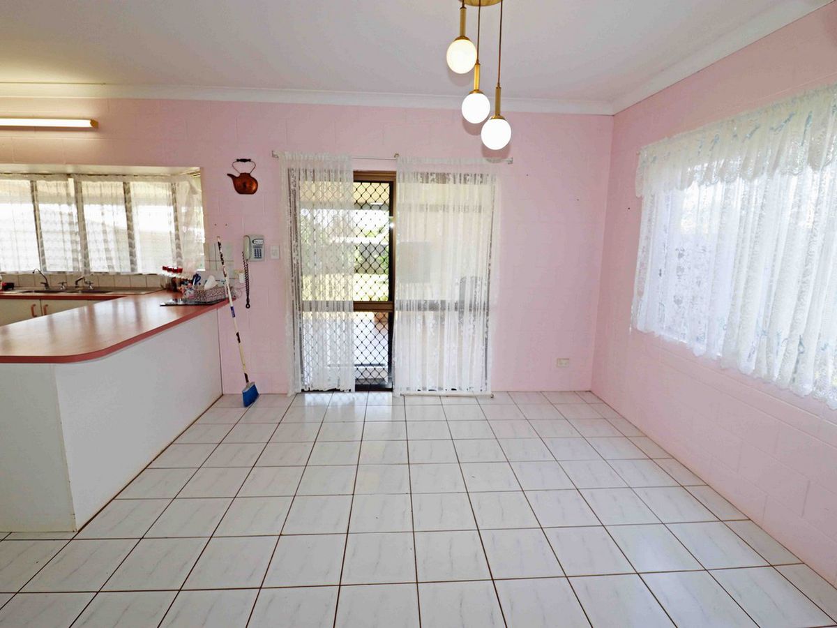 32 Tower Avenue, Atherton