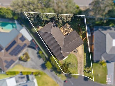 6 Albatross Close, Forresters Beach
