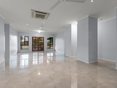 25 Bowerbird Loop, Djugun