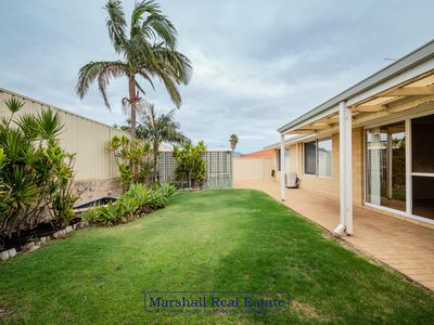 26 Tableland Way, Carramar