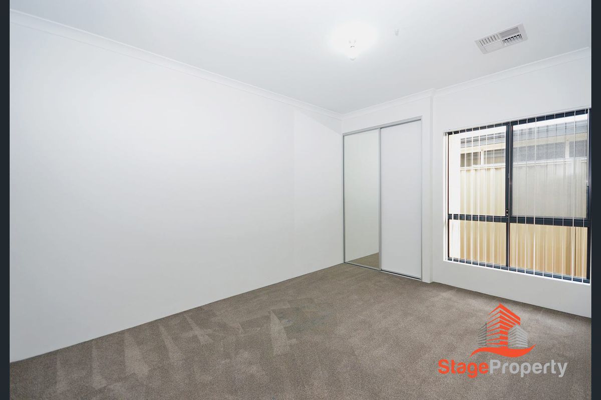 8 Astartea Parkway, Piara Waters
