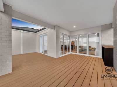 16 Berrenda Street, Clyde North