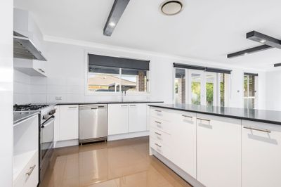 9 Caesia Way, MOUNT ANNAN, Mount Annan - Thumbnail 5