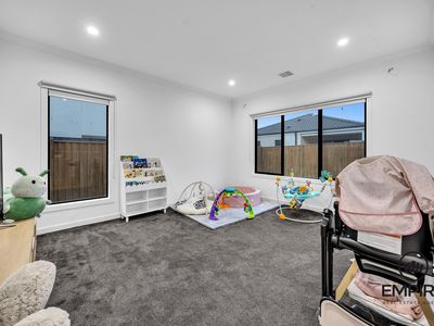 45 Stonefox Circuit, Clyde North