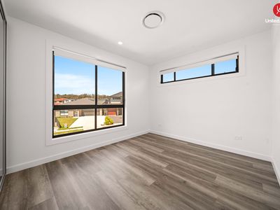 16 Flood Avenue, Austral