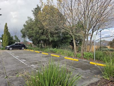 10 / 5 Piney Ridge, Endeavour Hills