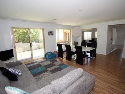 17 Arnold Court, Kelso