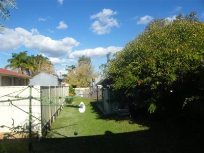24 Farrand St, Forbes
