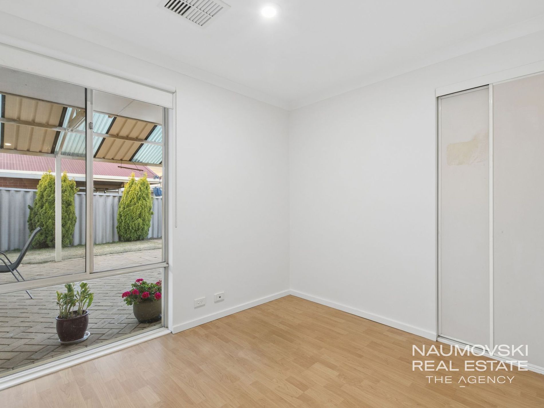 6 Jefferson Drive, Marangaroo