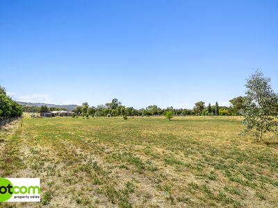 153 Martins Lane, Piallamore