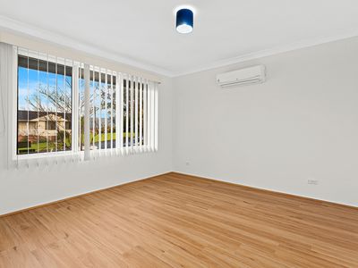 34 Edgeworth Avenue, Kanahooka